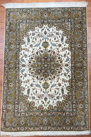 Qum 100% Silk 3' x 5' - Buy Handmade Rugs Online | Carpets